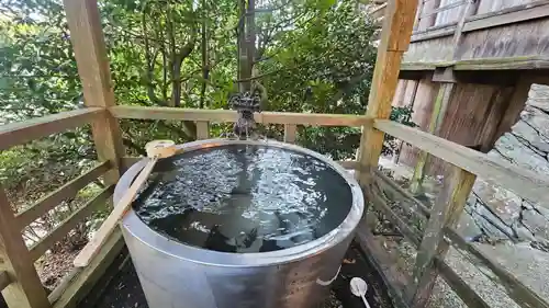 吉野水分神社（吉野町）の手水舎