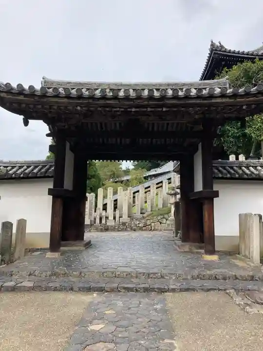 東大寺 二月堂の山門・神門