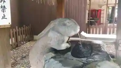 調神社の手水舎