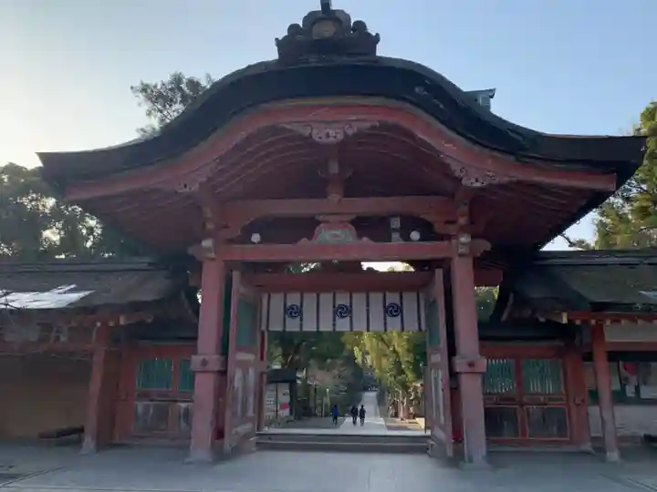 石清水八幡宮の山門・神門