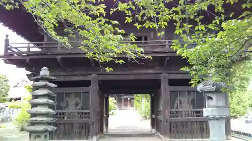 東光寺の山門・神門