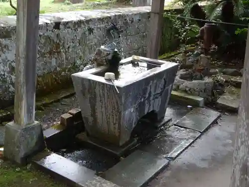 川津来宮神社の手水