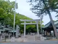 堤治神社の{uncategorized: "未分類", other: "その他", undefined: "問題あり", building: "その他建物", grave: "お墓", sacred_gate: "鳥居", guardian: "狛犬", statue: "像", buddha: "仏像", history: "歴史", nature: "自然", garden: "庭園", animal: "動物", pagoda: "塔", temizu: "手水舎", mountain_gate: "山門・神門", sanctuary: "本殿・本堂", subordinate: "末社・摂社", art: "芸術", scenery: "景色", jizo: "地蔵", ema: "絵馬", goshuin: "御朱印", omikuji: "おみくじ", items: "授与品その他", amulet: "お守り", goshuincho: "御朱印帳", eats: "食事", festival: "お祭り", votive_dance: "神楽", shichigosan: "七五三参", wedding: "結婚式", experience: "体験その他", initially: "初詣", around: "周辺", anti_infection: "感染症対策"}