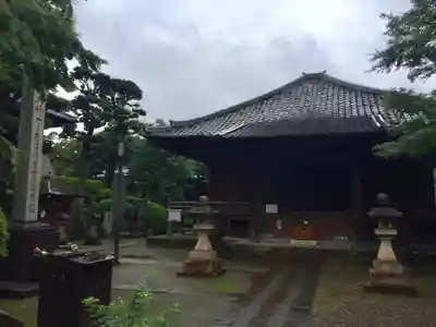 護国寺の本殿・本堂