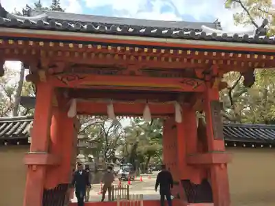 西宮神社の山門・神門