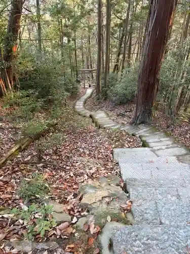 石上布都魂神社(岡山県)