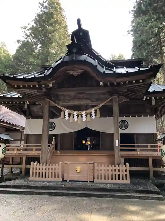 御岩神社の本殿・本堂