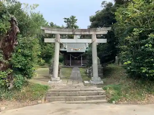 根岸神社の鳥居