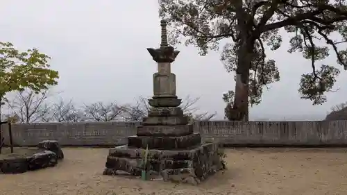 稱名寺の塔