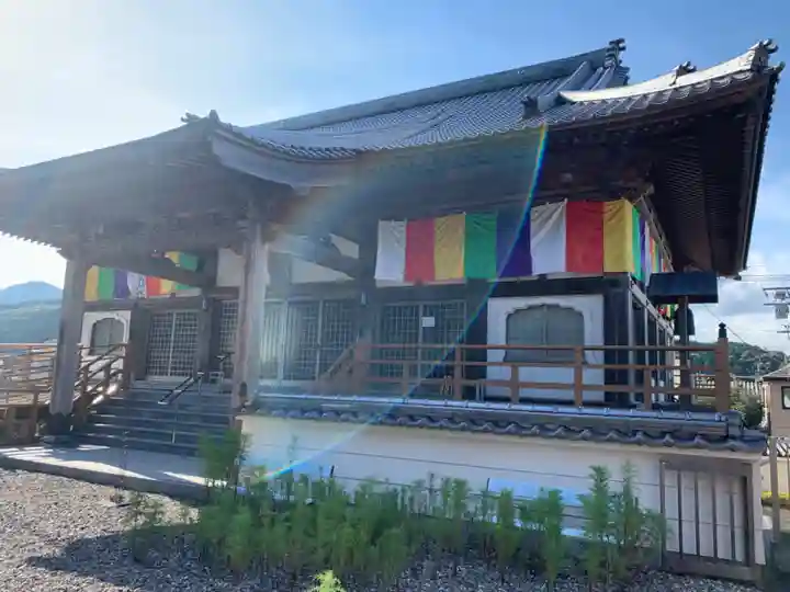 岩本寺の本殿・本堂