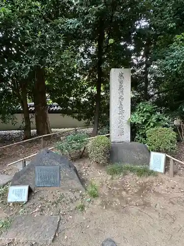 錦春稲荷大明神(東京都)