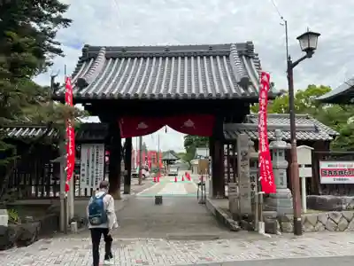 笠覆寺 (笠寺観音)の山門・神門