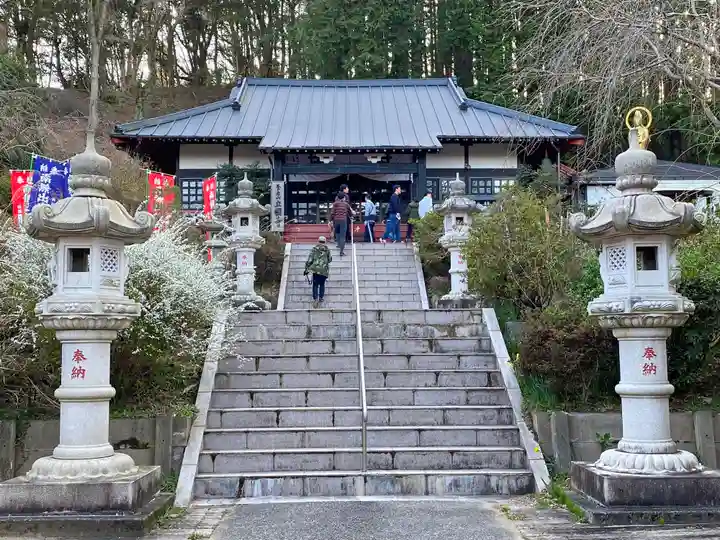 出世観音 養老山 立國寺の本殿・本堂