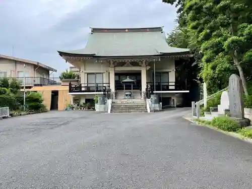 医王寺の本殿・本堂