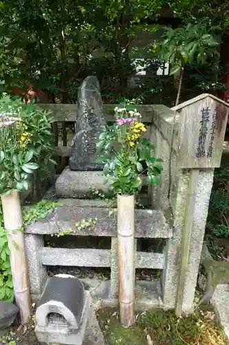 義仲寺のお墓