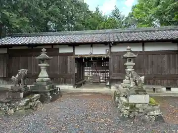 火雷神社の{uncategorized: "未分類", other: "その他", undefined: "問題あり", building: "その他建物", grave: "お墓", sacred_gate: "鳥居", guardian: "狛犬", statue: "像", buddha: "仏像", history: "歴史", nature: "自然", garden: "庭園", animal: "動物", pagoda: "塔", temizu: "手水舎", mountain_gate: "山門・神門", sanctuary: "本殿・本堂", subordinate: "末社・摂社", art: "芸術", scenery: "景色", jizo: "地蔵", ema: "絵馬", goshuin: "御朱印", omikuji: "おみくじ", items: "授与品その他", amulet: "お守り", goshuincho: "御朱印帳", eats: "食事", festival: "お祭り", votive_dance: "神楽", shichigosan: "七五三参", wedding: "結婚式", experience: "体験その他", initially: "初詣", around: "周辺", anti_infection: "感染症対策"}