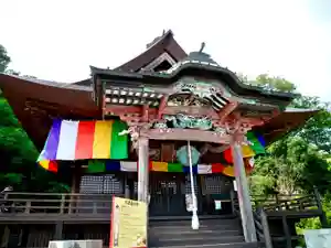 埼玉厄除け開運大師・龍泉寺(切り絵御朱印発祥の寺)の本殿・本堂(2020年01月07日(火) 07時30分37秒投稿)