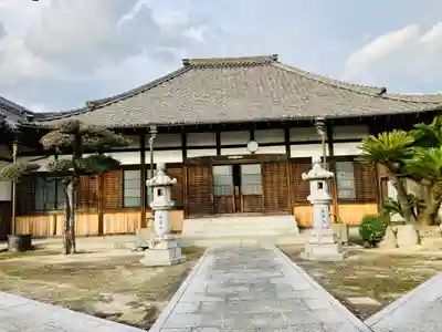 極楽寺の本殿・本堂