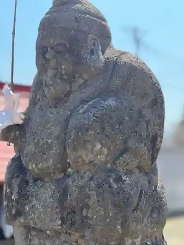 奥富士出雲神社の像