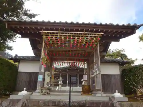 大室山龍渓院の山門