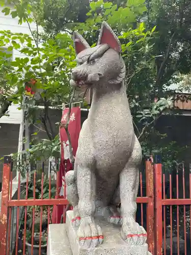 笠䅣稲荷神社の{uncategorized: "未分類", other: "その他", undefined: "問題あり", building: "その他建物", grave: "お墓", sacred_gate: "鳥居", guardian: "狛犬", statue: "像", buddha: "仏像", history: "歴史", nature: "自然", garden: "庭園", animal: "動物", pagoda: "塔", temizu: "手水舎", mountain_gate: "山門・神門", sanctuary: "本殿・本堂", subordinate: "末社・摂社", art: "芸術", scenery: "景色", jizo: "地蔵", ema: "絵馬", goshuin: "御朱印", omikuji: "おみくじ", items: "授与品その他", amulet: "お守り", goshuincho: "御朱印帳", eats: "食事", festival: "お祭り", votive_dance: "神楽", shichigosan: "七五三参", wedding: "結婚式", experience: "体験その他", initially: "初詣", around: "周辺", anti_infection: "感染症対策"}