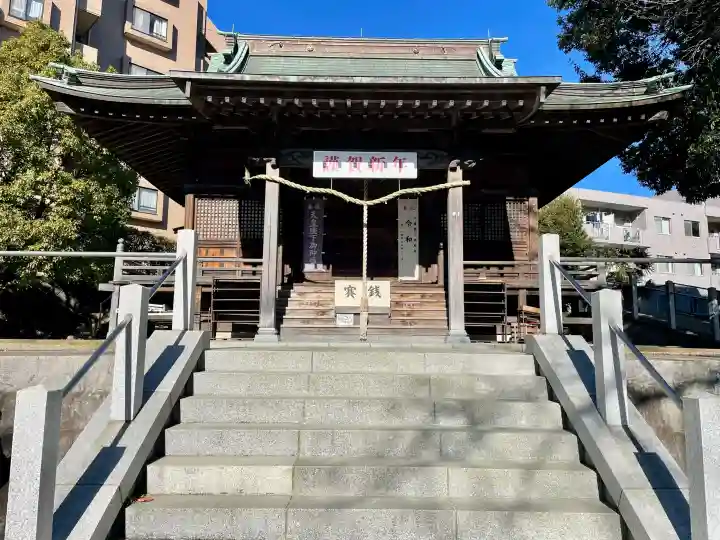 驚神社の{uncategorized: "未分類", other: "その他", undefined: "問題あり", building: "その他建物", grave: "お墓", sacred_gate: "鳥居", guardian: "狛犬", statue: "像", buddha: "仏像", history: "歴史", nature: "自然", garden: "庭園", animal: "動物", pagoda: "塔", temizu: "手水舎", mountain_gate: "山門・神門", sanctuary: "本殿・本堂", subordinate: "末社・摂社", art: "芸術", scenery: "景色", jizo: "地蔵", ema: "絵馬", goshuin: "御朱印", omikuji: "おみくじ", items: "授与品その他", amulet: "お守り", goshuincho: "御朱印帳", eats: "食事", festival: "お祭り", votive_dance: "神楽", shichigosan: "七五三参", wedding: "結婚式", experience: "体験その他", initially: "初詣", around: "周辺", anti_infection: "感染症対策"}