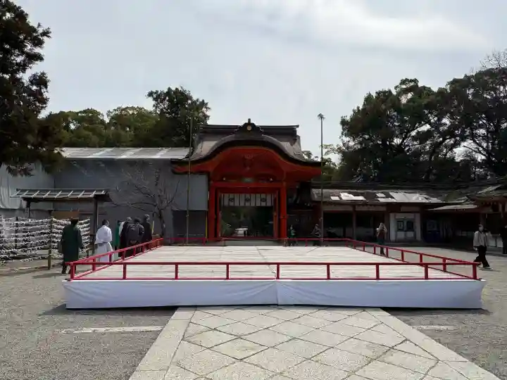 石清水八幡宮の{uncategorized: "未分類", other: "その他", undefined: "問題あり", building: "その他建物", grave: "お墓", sacred_gate: "鳥居", guardian: "狛犬", statue: "像", buddha: "仏像", history: "歴史", nature: "自然", garden: "庭園", animal: "動物", pagoda: "塔", temizu: "手水舎", mountain_gate: "山門・神門", sanctuary: "本殿・本堂", subordinate: "末社・摂社", art: "芸術", scenery: "景色", jizo: "地蔵", ema: "絵馬", goshuin: "御朱印", omikuji: "おみくじ", items: "授与品その他", amulet: "お守り", goshuincho: "御朱印帳", eats: "食事", festival: "お祭り", votive_dance: "神楽", shichigosan: "七五三参", wedding: "結婚式", experience: "体験その他", initially: "初詣", around: "周辺", anti_infection: "感染症対策"}