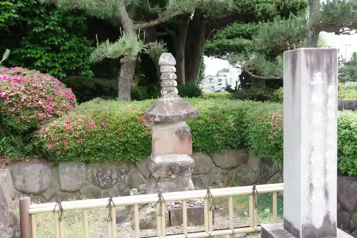 長松院の塔