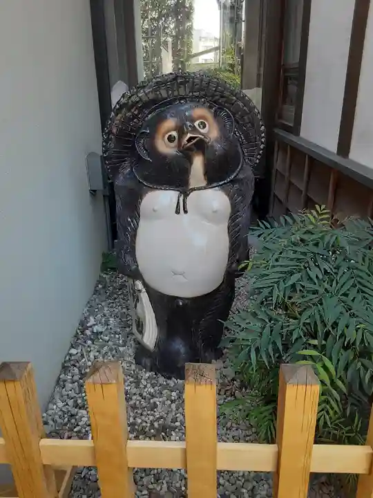 谷中西光寺の狛犬