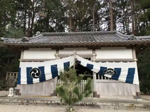 伊佐和神社の山門