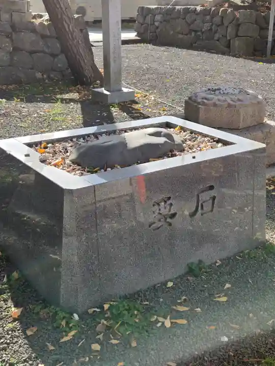 重蔵神社の{uncategorized: "未分類", other: "その他", undefined: "問題あり", building: "その他建物", grave: "お墓", sacred_gate: "鳥居", guardian: "狛犬", statue: "像", buddha: "仏像", history: "歴史", nature: "自然", garden: "庭園", animal: "動物", pagoda: "塔", temizu: "手水舎", mountain_gate: "山門・神門", sanctuary: "本殿・本堂", subordinate: "末社・摂社", art: "芸術", scenery: "景色", jizo: "地蔵", ema: "絵馬", goshuin: "御朱印", omikuji: "おみくじ", items: "授与品その他", amulet: "お守り", goshuincho: "御朱印帳", eats: "食事", festival: "お祭り", votive_dance: "神楽", shichigosan: "七五三参", wedding: "結婚式", experience: "体験その他", initially: "初詣", around: "周辺", anti_infection: "感染症対策"}