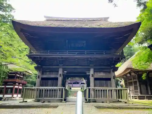 西明寺の山門・神門