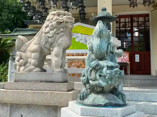 難波八阪神社の狛犬