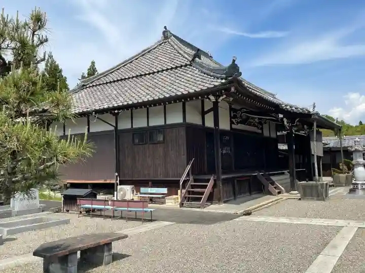 恵心寺の{uncategorized: "未分類", other: "その他", undefined: "問題あり", building: "その他建物", grave: "お墓", sacred_gate: "鳥居", guardian: "狛犬", statue: "像", buddha: "仏像", history: "歴史", nature: "自然", garden: "庭園", animal: "動物", pagoda: "塔", temizu: "手水舎", mountain_gate: "山門・神門", sanctuary: "本殿・本堂", subordinate: "末社・摂社", art: "芸術", scenery: "景色", jizo: "地蔵", ema: "絵馬", goshuin: "御朱印", omikuji: "おみくじ", items: "授与品その他", amulet: "お守り", goshuincho: "御朱印帳", eats: "食事", festival: "お祭り", votive_dance: "神楽", shichigosan: "七五三参", wedding: "結婚式", experience: "体験その他", initially: "初詣", around: "周辺", anti_infection: "感染症対策"}