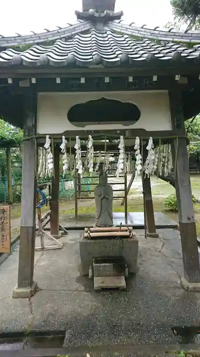手児奈霊神堂の手水舎