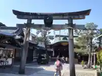 京都ゑびす神社の{uncategorized: "未分類", other: "その他", undefined: "問題あり", building: "その他建物", grave: "お墓", sacred_gate: "鳥居", guardian: "狛犬", statue: "像", buddha: "仏像", history: "歴史", nature: "自然", garden: "庭園", animal: "動物", pagoda: "塔", temizu: "手水舎", mountain_gate: "山門・神門", sanctuary: "本殿・本堂", subordinate: "末社・摂社", art: "芸術", scenery: "景色", jizo: "地蔵", ema: "絵馬", goshuin: "御朱印", omikuji: "おみくじ", items: "授与品その他", amulet: "お守り", goshuincho: "御朱印帳", eats: "食事", festival: "お祭り", votive_dance: "神楽", shichigosan: "七五三参", wedding: "結婚式", experience: "体験その他", initially: "初詣", around: "周辺", anti_infection: "感染症対策"}
