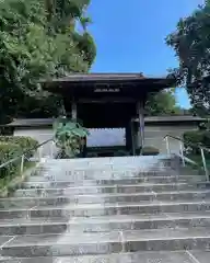 月崇寺の山門