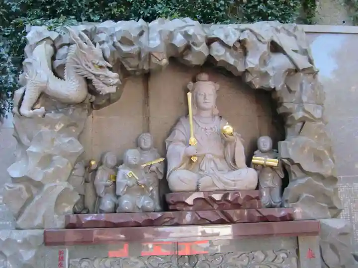 江島神社の仏像