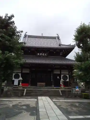 弘福寺の本殿・本堂