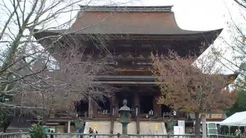金峯山寺の本殿・本堂