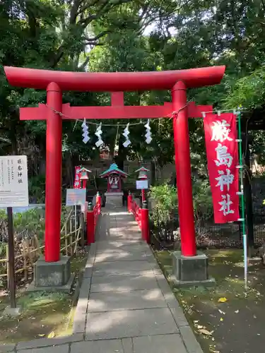 世田谷八幡宮の末社