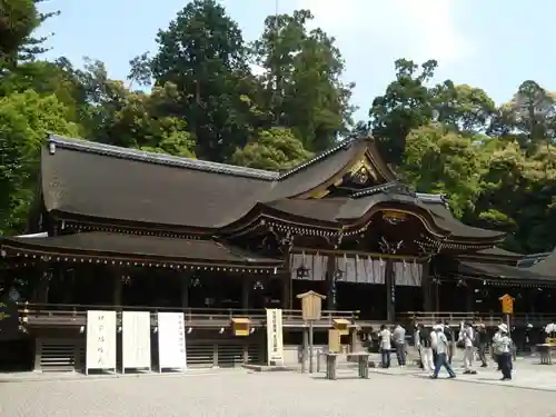 大神神社の本殿・本堂