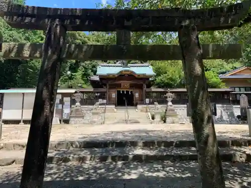 山口八幡社の鳥居