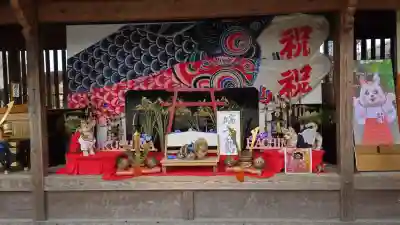 福島八幡宮の{uncategorized: "未分類", other: "その他", undefined: "問題あり", building: "その他建物", grave: "お墓", sacred_gate: "鳥居", guardian: "狛犬", statue: "像", buddha: "仏像", history: "歴史", nature: "自然", garden: "庭園", animal: "動物", pagoda: "塔", temizu: "手水舎", mountain_gate: "山門・神門", sanctuary: "本殿・本堂", subordinate: "末社・摂社", art: "芸術", scenery: "景色", jizo: "地蔵", ema: "絵馬", goshuin: "御朱印", omikuji: "おみくじ", items: "授与品その他", amulet: "お守り", goshuincho: "御朱印帳", eats: "食事", festival: "お祭り", votive_dance: "神楽", shichigosan: "七五三参", wedding: "結婚式", experience: "体験その他", initially: "初詣", around: "周辺", anti_infection: "感染症対策"}