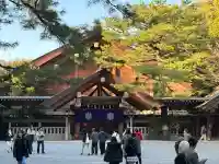 熱田神宮の{uncategorized: "未分類", other: "その他", undefined: "問題あり", building: "その他建物", grave: "お墓", sacred_gate: "鳥居", guardian: "狛犬", statue: "像", buddha: "仏像", history: "歴史", nature: "自然", garden: "庭園", animal: "動物", pagoda: "塔", temizu: "手水舎", mountain_gate: "山門・神門", sanctuary: "本殿・本堂", subordinate: "末社・摂社", art: "芸術", scenery: "景色", jizo: "地蔵", ema: "絵馬", goshuin: "御朱印", omikuji: "おみくじ", items: "授与品その他", amulet: "お守り", goshuincho: "御朱印帳", eats: "食事", festival: "お祭り", votive_dance: "神楽", shichigosan: "七五三参", wedding: "結婚式", experience: "体験その他", initially: "初詣", around: "周辺", anti_infection: "感染症対策"}