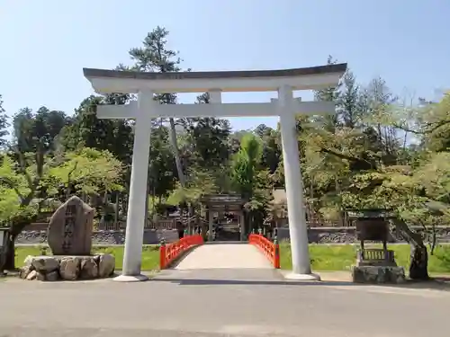 熊野大社の鳥居