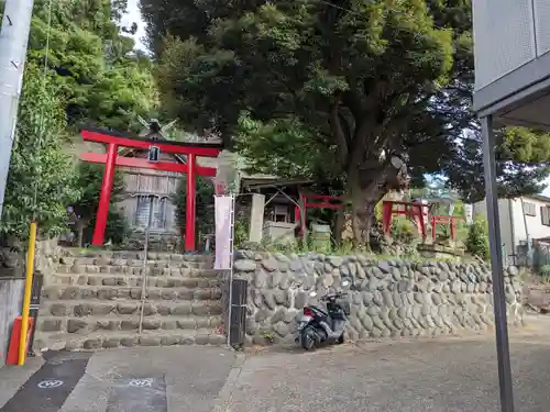 西森稲荷大明神(神奈川県)