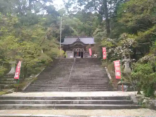 仁比山神社の{uncategorized: "未分類", other: "その他", undefined: "問題あり", building: "その他建物", grave: "お墓", sacred_gate: "鳥居", guardian: "狛犬", statue: "像", buddha: "仏像", history: "歴史", nature: "自然", garden: "庭園", animal: "動物", pagoda: "塔", temizu: "手水舎", mountain_gate: "山門・神門", sanctuary: "本殿・本堂", subordinate: "末社・摂社", art: "芸術", scenery: "景色", jizo: "地蔵", ema: "絵馬", goshuin: "御朱印", omikuji: "おみくじ", items: "授与品その他", amulet: "お守り", goshuincho: "御朱印帳", eats: "食事", festival: "お祭り", votive_dance: "神楽", shichigosan: "七五三参", wedding: "結婚式", experience: "体験その他", initially: "初詣", around: "周辺", anti_infection: "感染症対策"}