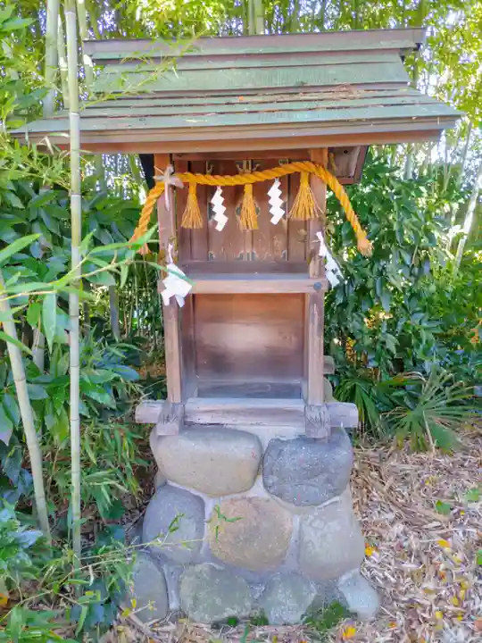 神明社(稲島)の末社・摂社