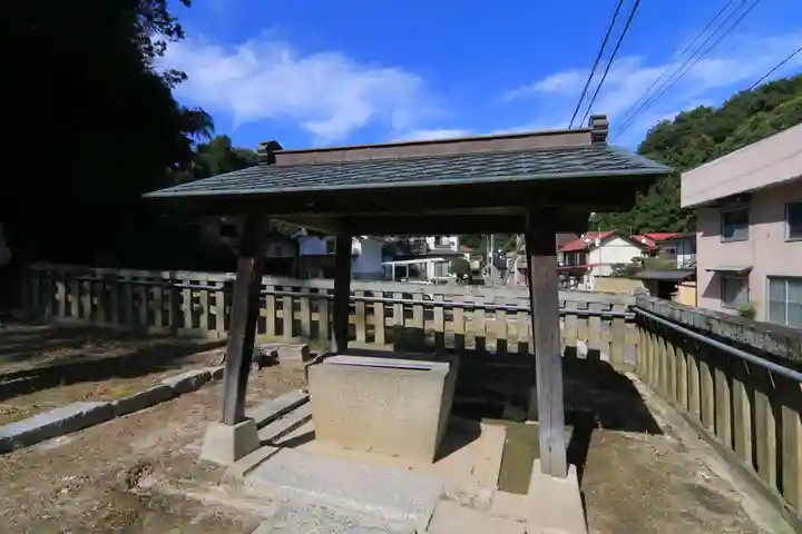 塩松神社の手水舎